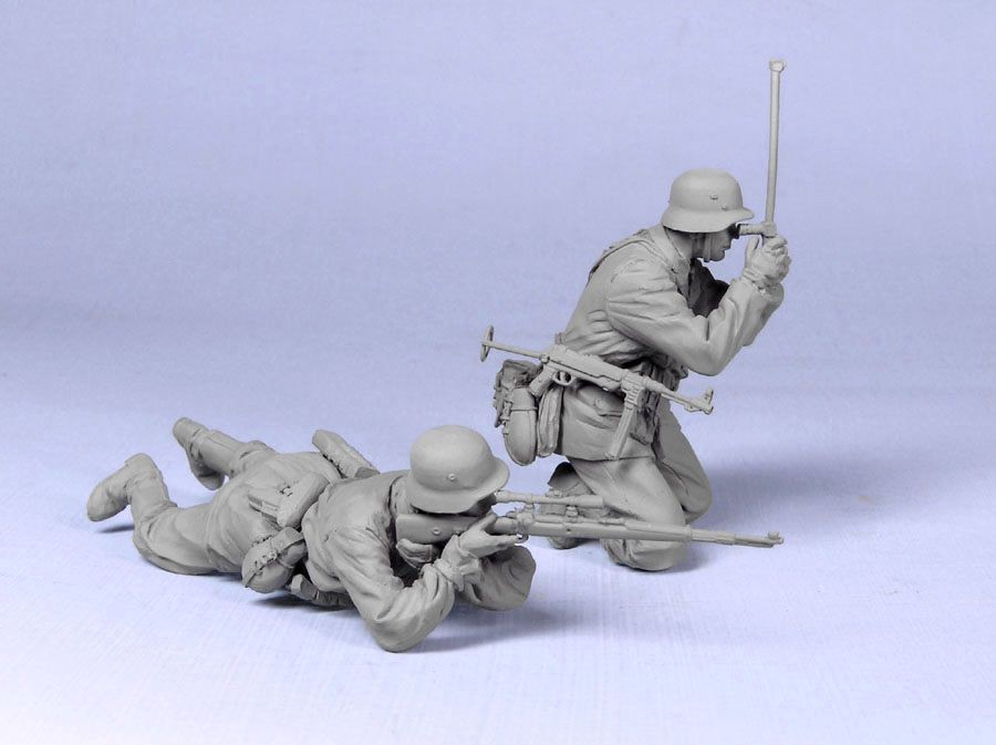 1/35 German Snipers 1943-45 - Click Image to Close