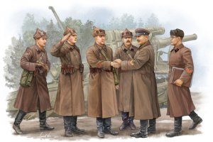 1/35 WWII Soviet Artillery Commander Inspection - Click Image to Close